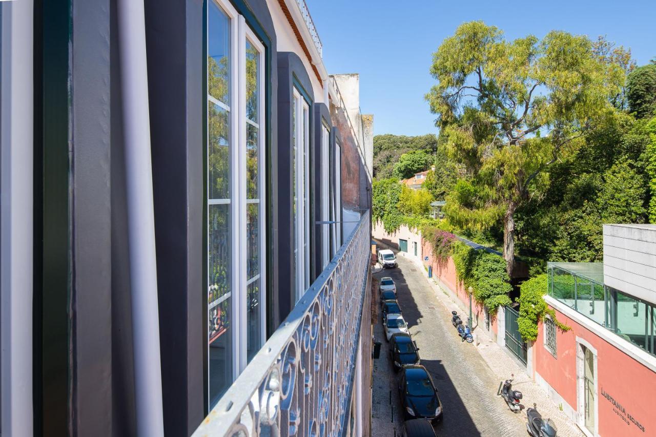 Designer Flats In Lapa By Lovelystay リスボン エクステリア 写真