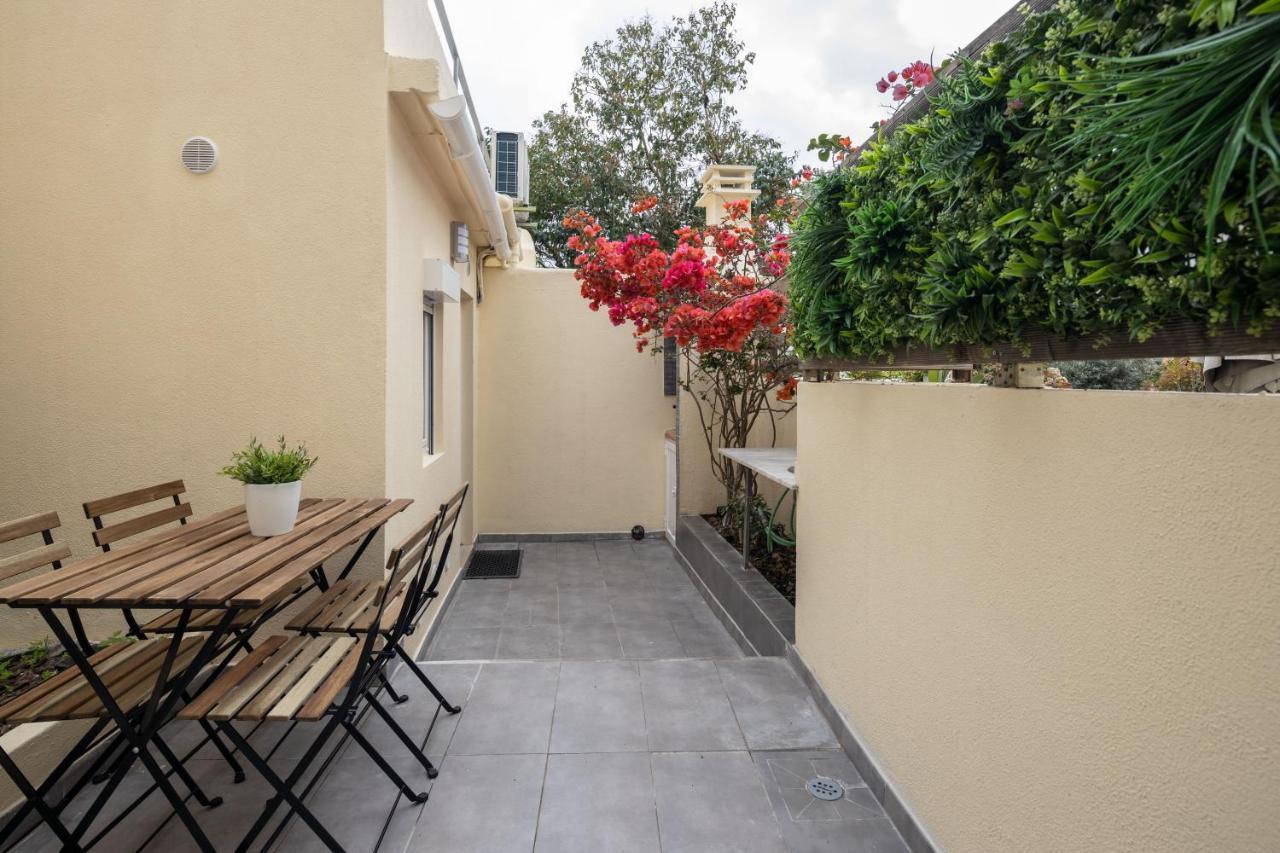 Designer Flats In Lapa By Lovelystay リスボン エクステリア 写真